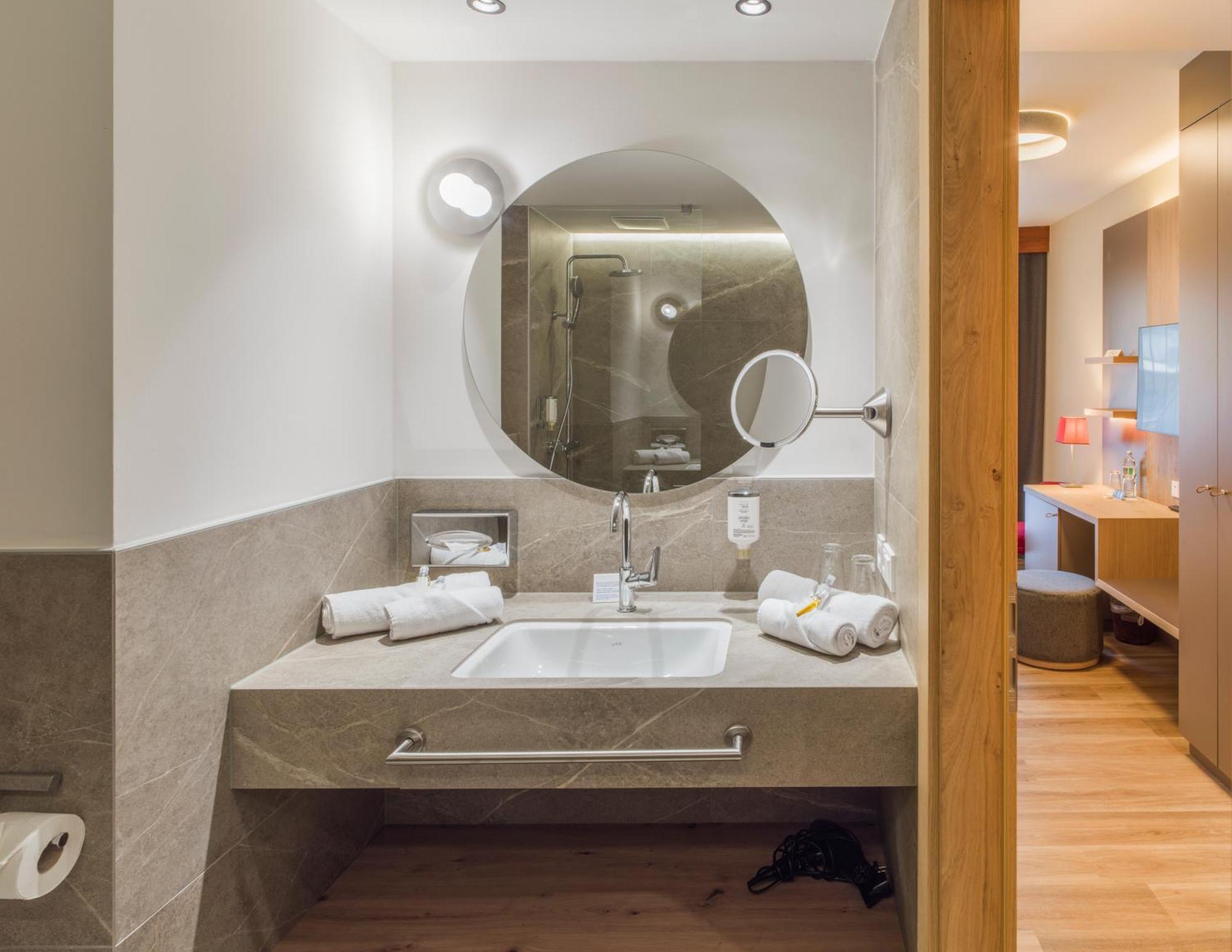 Falkensteiner Family Hotel Sonnenalpe Sonnenalpe Nassfeld Rom bilde